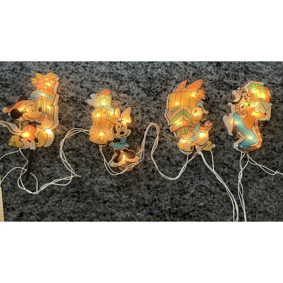 Vintage Disney Christmas Lights Mickey Minnie Donald Pluto Holiday presents tree